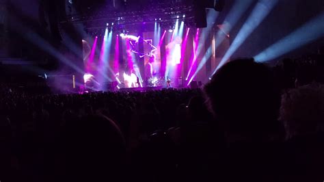 Here at pinnacle bank, we strive to put the customer first. Tool Live - Vicarious - Lincoln NE - Pinnacle Bank Arena 5 ...