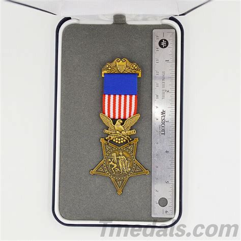Cased Us Usa Medal Of Honor Civil War Army 18621895 Badge Order Med