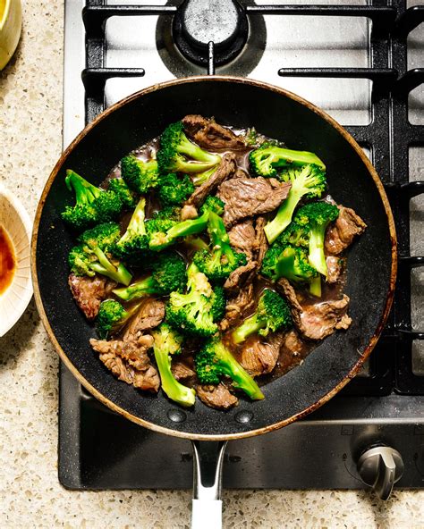 Easy Keto Friendly Low Carb Beef And Broccoli Stir Fry · I Am A Food