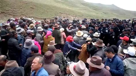 china detains more than 40 tibetans amid clash over water rights