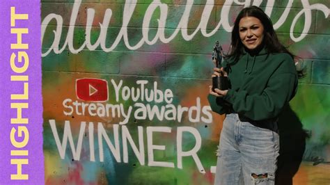 Bailey Sarians Romantic Beauty Award Reveal 2021 Youtube Streamy Awards Youtube