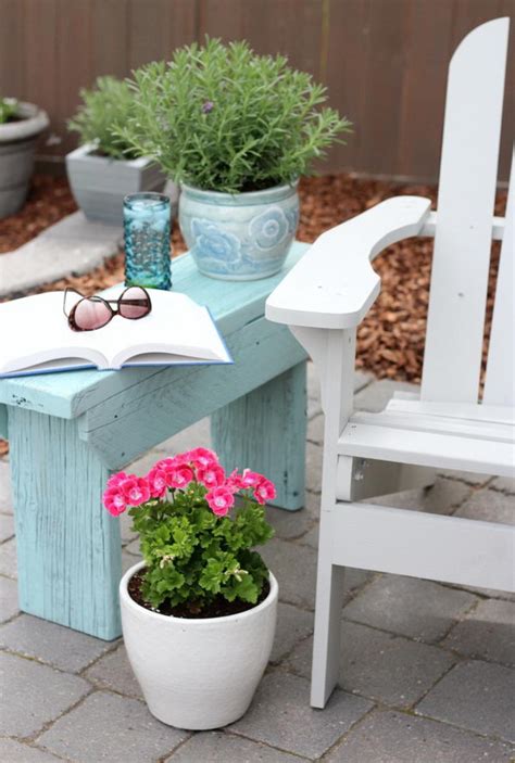 40 Awesome Diy Side Table Ideas For Outdoors And Indoors