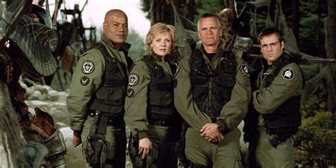 Stargate wikia, gateworld and stargate solutions have tons of stargate resources, including watching the og stargate and you can see the production crew in the reflection of o'neil's. How Many Seasons Of Stargate SG-1 Are There (& Will It Be ...