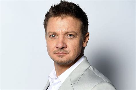 jeremy renner shares another update from hospital amid recovery