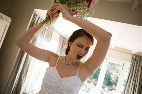 Bride reads out cheating fiancé s racy affair texts instead of vows at