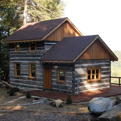 Log Cabin With Rustic White Oak Interior Rustic Log Cabin Cabin Log