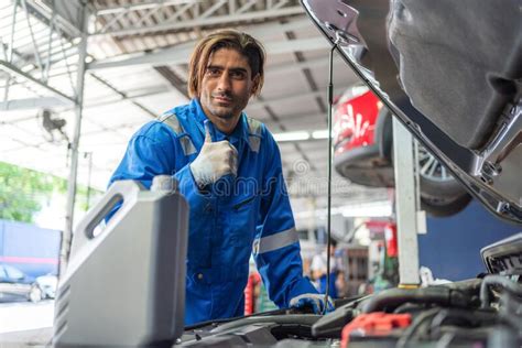 Professional Vehicle Maintenance Man Holding Clipboard And Talk With