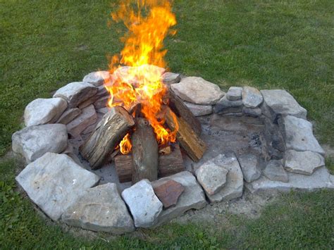 This is most likely due to the lack of colors on a game boy. Key Hole Fire Pit Measurements - Scotty's | Fire pit ...