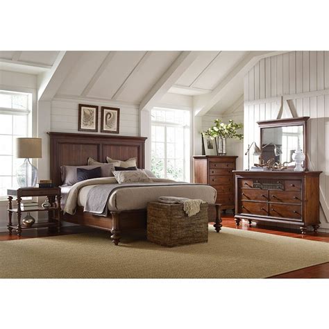 If you buy a broyhill bedroom set you will not have trouble trying to make your bedroom look cohesive. Broyhill® Cascade Platform Customizable Bedroom Set ...