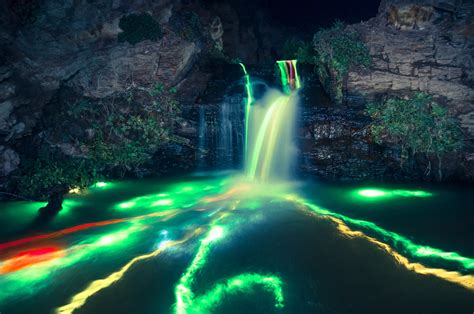 Neon Waterfall 壁纸 And 背景 1820x1209 Id689330 Wallpaper Abyss