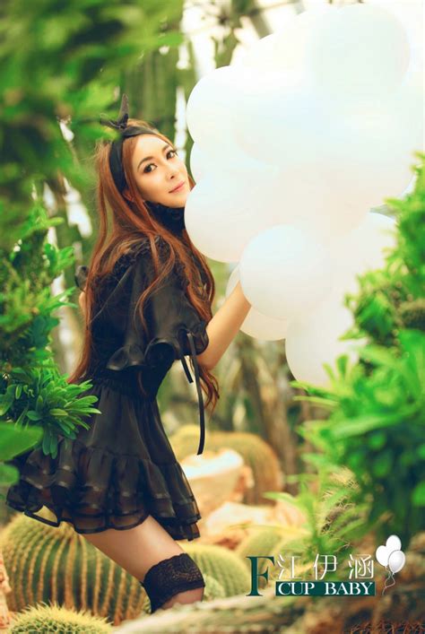 Jiang Yihan Cute Hong Kong Super Model Lady Sexy With Black Silk On Page 2 Milmon Sexy Picpost