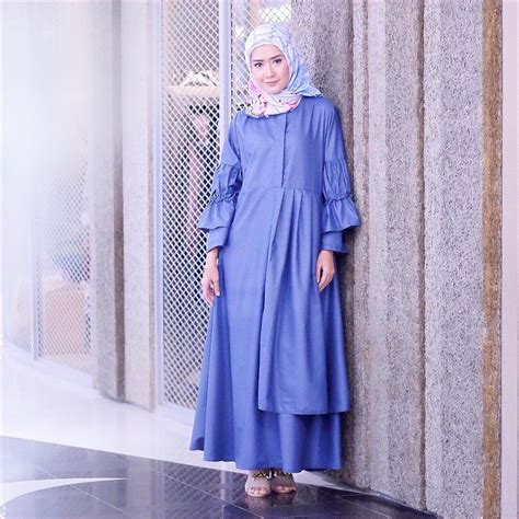 Aplikasi untuk mengedit foto ala selebgram yang kelima adalah adobe photoshop express: Outfit Baju Gamis Berhijab Ala Selebgram 2018