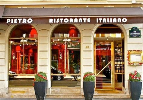 «il existe un nombre croissant de restaurants italiens à succès dans la capitale française, loin des stéréotypes de la gastronomie transalpine traditionnelle. La meilleure pizza de Paris - Photo de Pietro, Paris ...