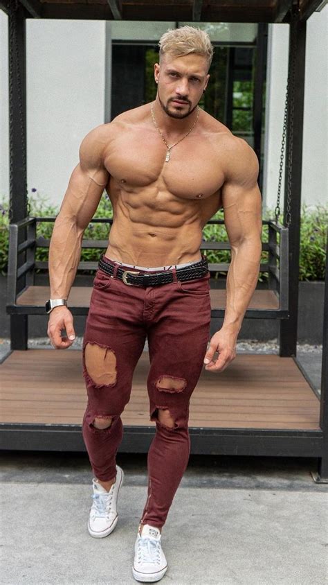 Pin by Nice Körper on Body Man Sexy men Muscular men Muscle men