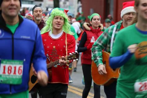 Thousands Attended Sunday In Somervilles Jingle Bell Run The