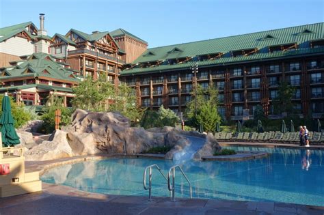 Review The Copper Creek Springs Pool At Disneys Wilderness Lodge