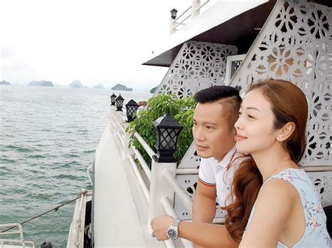 Quang hải bất ngờ phải tập riêng với bác sĩ khiến triệu fan lo lắng. Sướng như Jennifer Phạm: Body chuẩn chỉ sau 3 tháng sinh ...