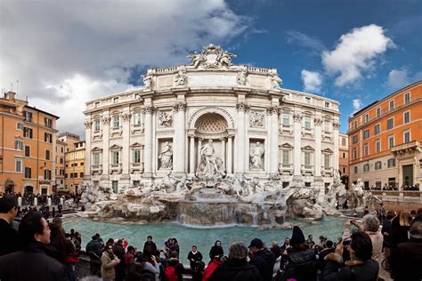 Tourists At The Trevi Fountain A Panorama Of The Trevi Fou Flickr