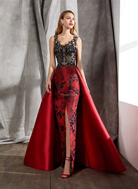 This site was designed with the.com. Vestido de Fiesta de Valerio Luna - VL4805