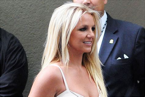 Britney Spears Drives Her Mercedes After Dad Jamie Agrees To Step Down