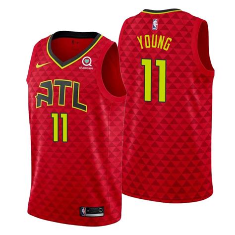 When he stripped off his warmup jacket on sunday, hours after the death of kobe bryant, he was wearing something different. Mens Trae Young 2018/19 Hawks Red Basketball Jersey Shirt ...