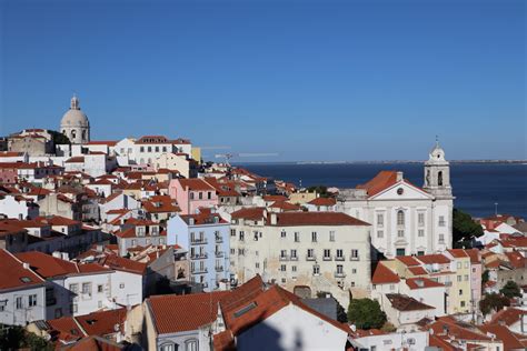 Qué Ver En Alfama El Barrio Más Antiguo De Lisboa