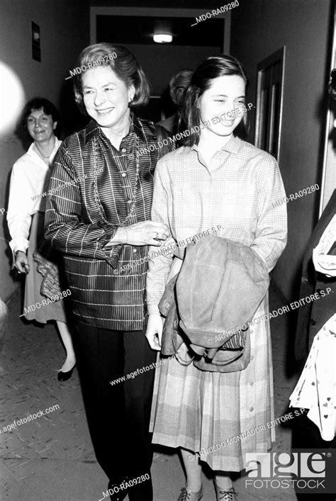 Swedish Actress Ingrid Bergman And Her Daughter Italian Actress Isabella Rossellini Stock