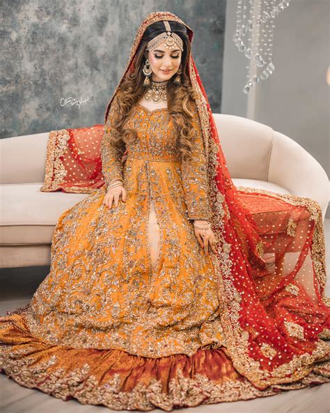 Buy Pakistani Mehndi Dress Design For Girl Online 2021