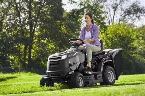 Best Lawn Tractors Reviews And Buyer’s Guide Dream Cheeky