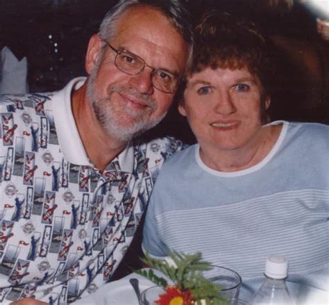 About Us - Red Woof Inn