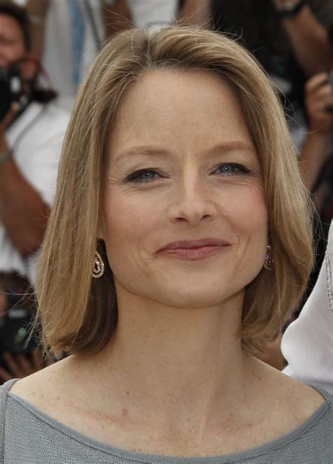 The silence of the lambs. Jodie Foster Joins Alien Hunt