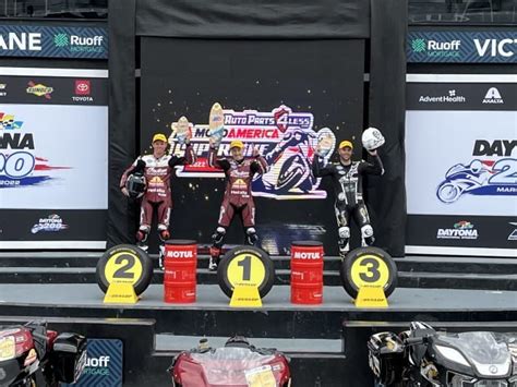 Indian Wins Daytona King Of The Baggers And American Flat Track Races