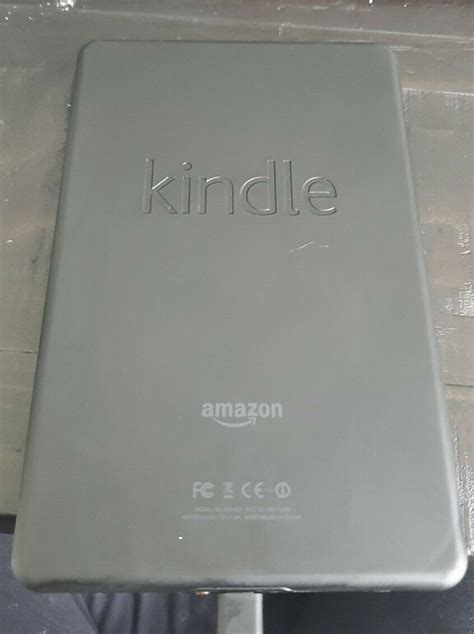 Amazon Kindle Fire 1st Generation D01400 8gb 7 Wi Fi Tabletstare
