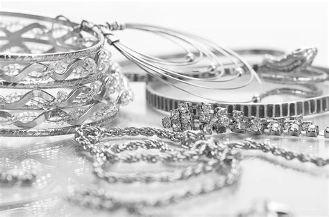 The Health Benefits Of Wearing Silver Jewelry