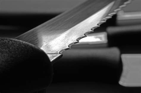 How To Sharpen A Serrated Knife All You Need To Know Hdmd Knives Blog