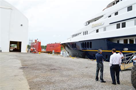 Luxury Yacht Freedom In For Dockside Repairs The Great Lakes Group