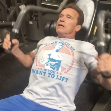 Schwarzenegger Live Streams Workout From Golds Gym In Venice
