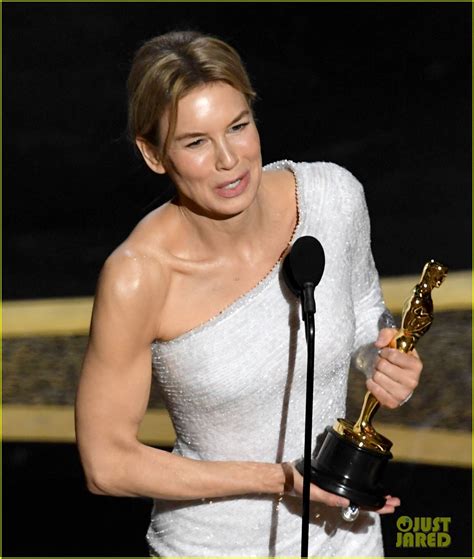 Renee Zellweger Dedicates Best Actress Oscar Win To Judy Garland Photo 4434522 2020 Oscars