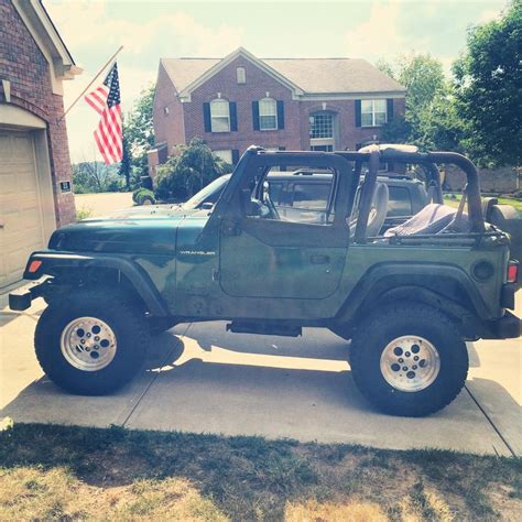 97 Jeep Tj With 4 Lift And 33x1250 Tires Clean Look Jeep Tj Jeep