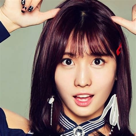 How Does Momo Of K Pop Girl Band Twice Keep Her Abs Ripped South