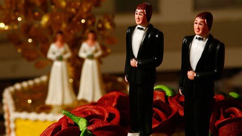 Supreme Court Rules In Favor Of Baker In Same Sex Wedding Case Iheart