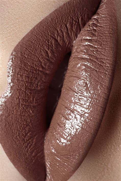 Brown Lipstick Is The Trend To Try Right Now—heres How To Wear It