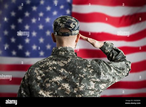 Veteran Saluting Hi Res Stock Photography And Images Alamy