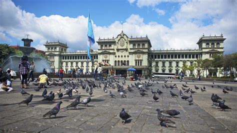 Guatemala city, capital of guatemala, the largest city in central america, and the political, social, cultural, and economic centre of guatemala. Tour Ciudad de Guatemala | Palasan Tour