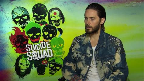 Ayer tuvo lugar en nueva york la premiere de 'escuadrón suicida' ('suicide squad') y ya ha llegado a internet la primera oleada de opiniones. Jared Leto nos habla de su Joker en Escuadrón Suicida