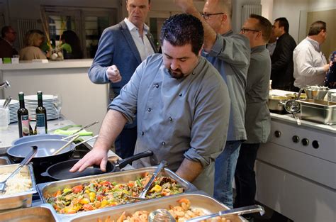 Näytä lisää sivusta lions club karlsruhe fidelitas facebookissa. Kulinarische Asienrundreise - Ein Benefiz-Kochen des Lions ...