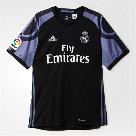 Real madrid trikot 2021 schwarz / trikot lange armel schwarz torwart atletico madrid 2020. Real Madrid 16-17 Ausweichtrikot veröffentlicht - Nur Fussball