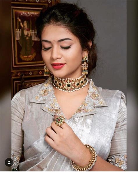 Silver Silk Saree With Beautiful Choker Trendy Blouse Designs Saree