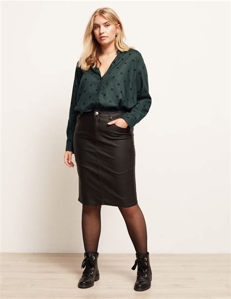 Simply Be Faux Leather Pencil Skirt In Black Faux Leather Pencil Skirt Plus Size Outfits