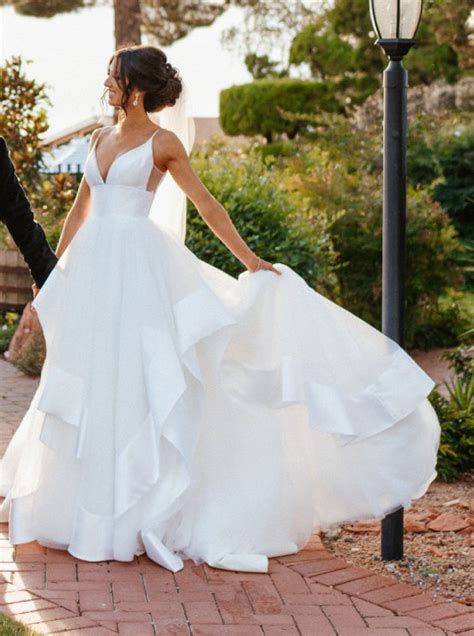 Hayley Paige Andi Gown 6800 Wedding Dress Save 61 Stillwhite